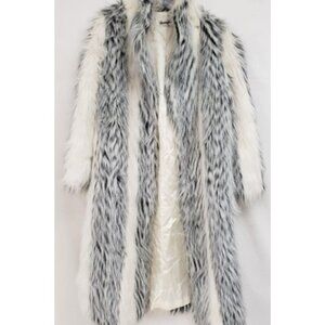 Vintage Donnybrook Faux Fur White Black Winter Coat Animal Print 1970s 1980s